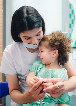 Позаботься о зубах с детства, чтобы потом блистать на своей свадьбе!