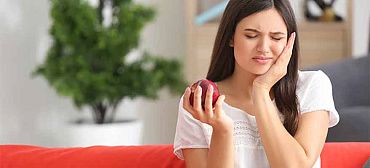 Болит зуб при жевании